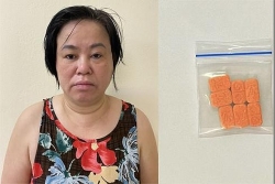 bat doi tuong van chuyen 7 vien thuoc lac de lay 500 nghin dong