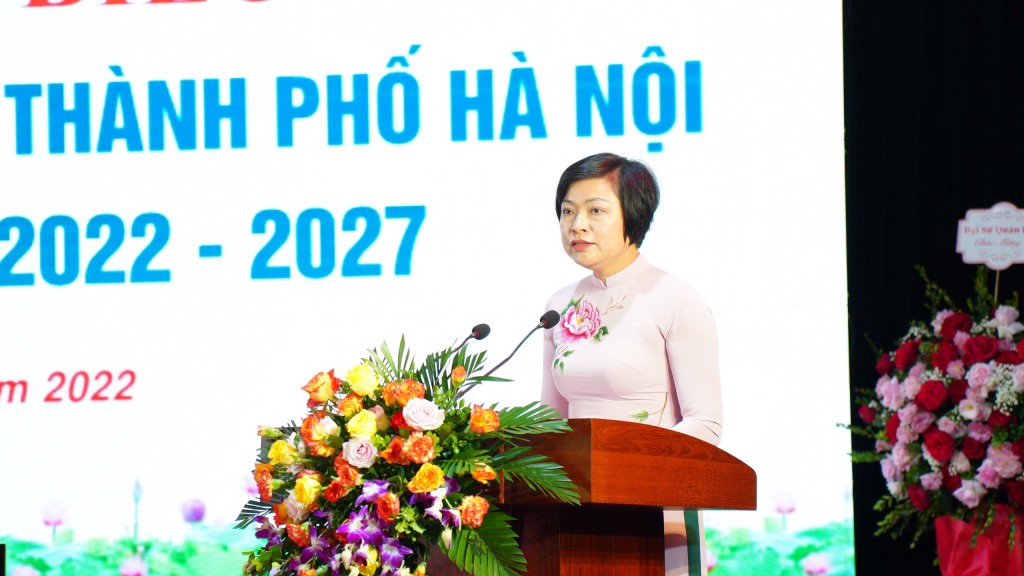 bà Trần Thị Phương, Phó Chủ tịch Thường trực Liên hiệp các tổ chức hữu nghị thành phố Hà Nội
