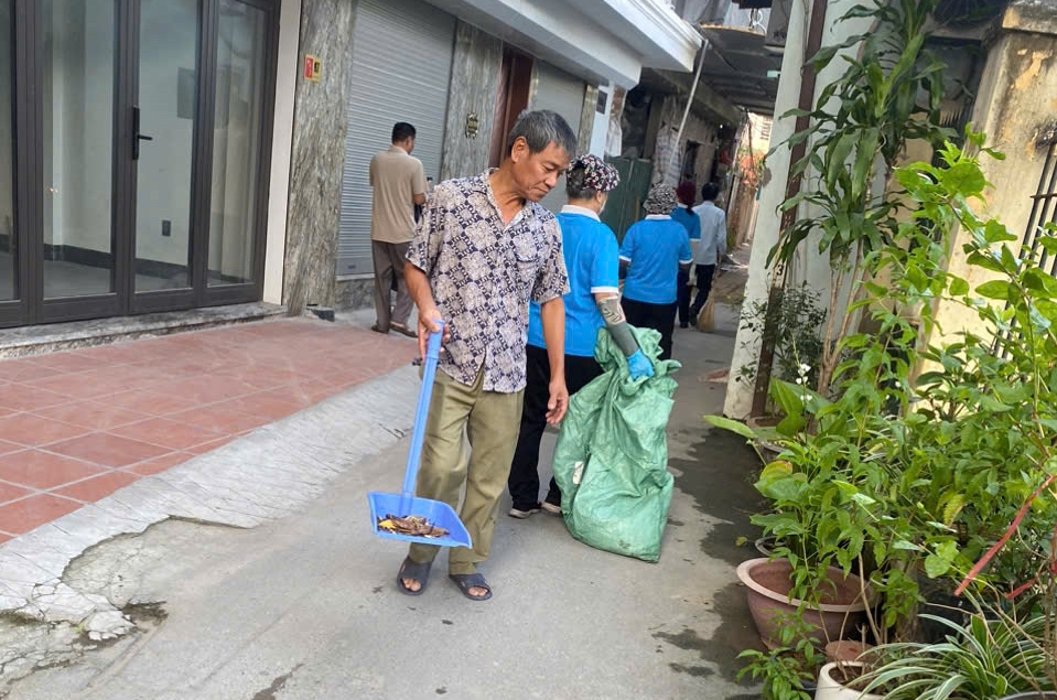 Mỗi người dân Tây Hồ một hành động đẹp vì môi trường Mỗi người dân Tây Hồ một hành động đẹp vì môi trường