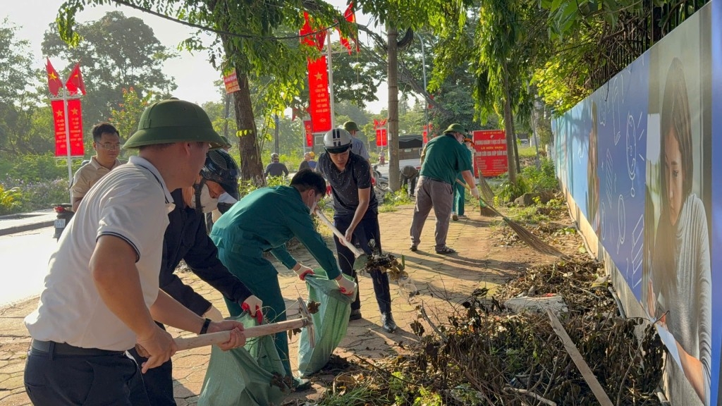 Phường Định Công truyền thông điệp “Sáng - xanh - sạch - đẹp”