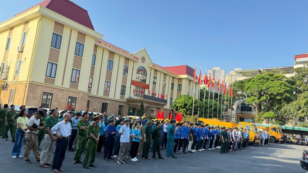 Lực lượng ra quân