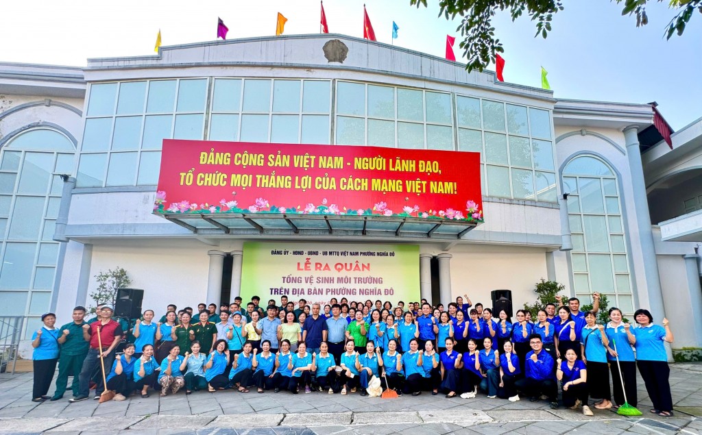Phường Nghĩa Đô thể hiện quyết tâm làm sạch môi trường Phường Nghĩa Đô thể hiện quyết tâm làm sạch môi trường