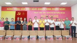 Phường Lĩnh Nam: Sẵn sàng hỗ trợ người dân sử dụng dịch vụ công trực tuyến