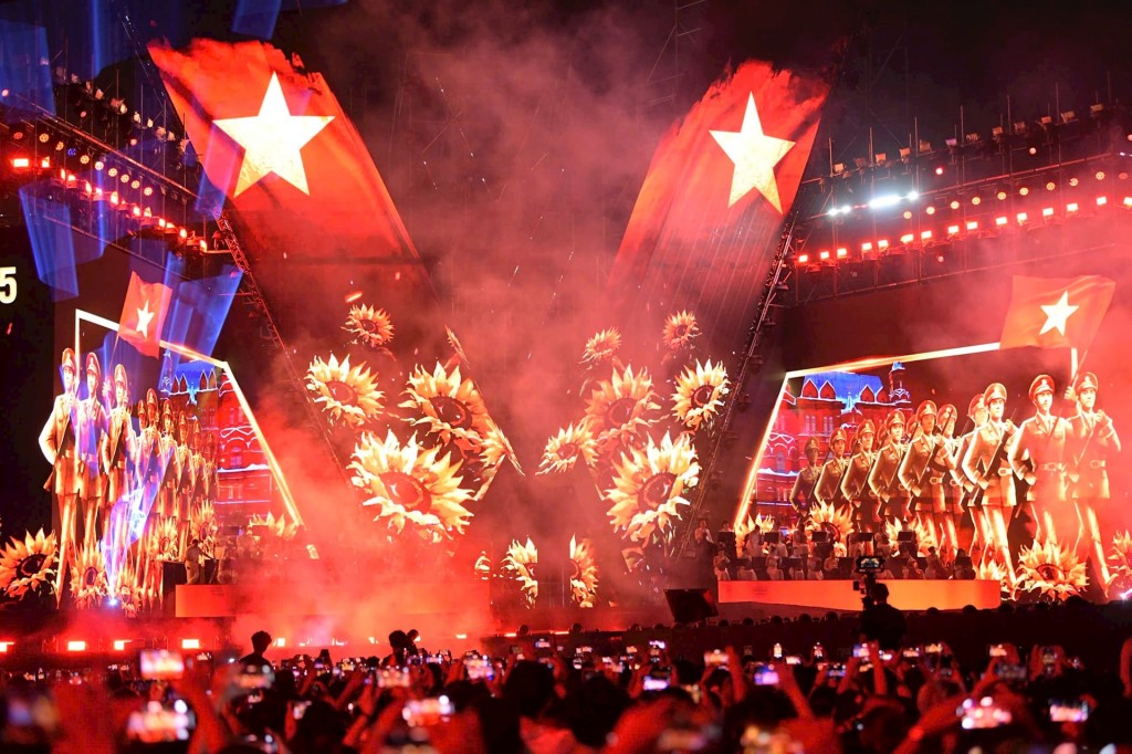 Biển người đổ về sân vận động Mỹ Đình, Hà Nội