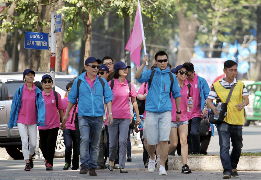 Du khách đến Hà Nội