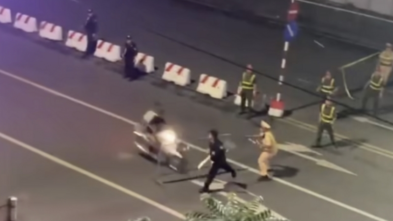 Bắt giữ 2 thanh niên "thông chốt" đường hợp luyện A80