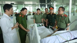 vu thong chot bao ve hop luyen a80 khoi to vu an dieu tra toi giet nguoi