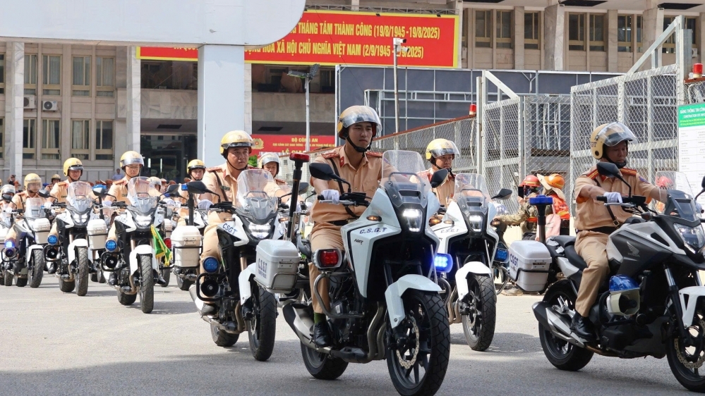 Hà Nội tiếp nhận hơn 600 CSGT tăng cường bảo vệ A80