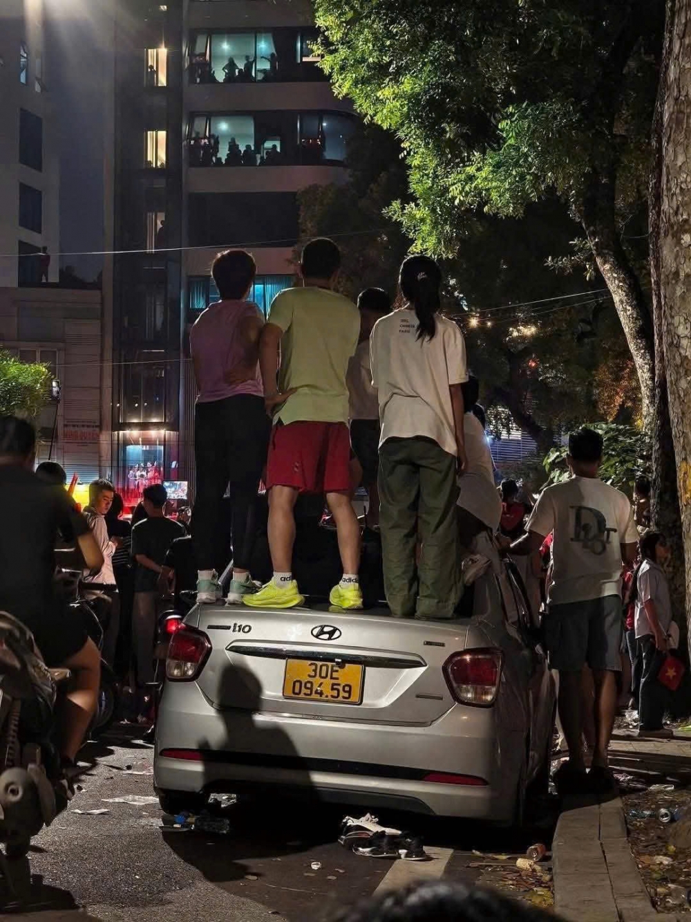 Đừng để hành vi thiếu ý thức làm ảnh hưởng ngày lễ trọng đại của đất nước