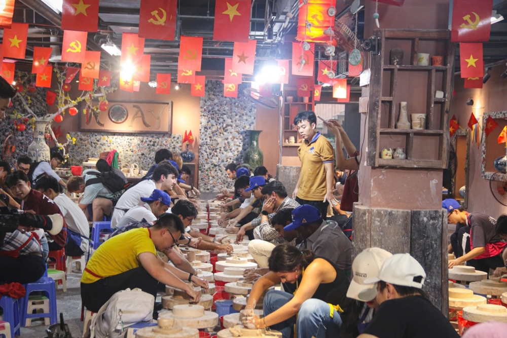 Quảng bá hình ảnh Thủ đô Hà Nội thân thiện, mến khách đến bạn bè quốc tế