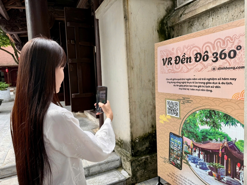 Đoàn tàu du lịch Hà Nội 5 Cửa Ô kết nối di sản, quảng bá văn hóa