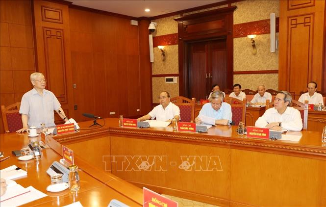 tong bi thu chu tich nuoc nguyen phu trong chu tri hop tieu ban van kien dai hoi xiii cua dang