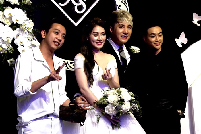 hai con trai du dam cuoi vo chong lam chan khang sau 17 nam chung song