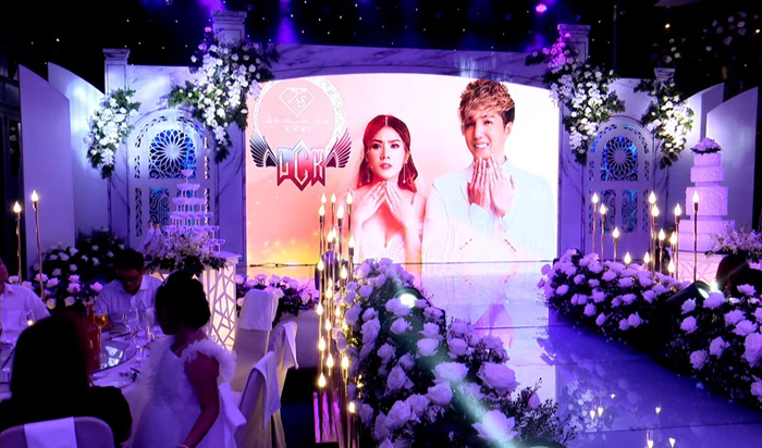 hai con trai du dam cuoi vo chong lam chan khang sau 17 nam chung song