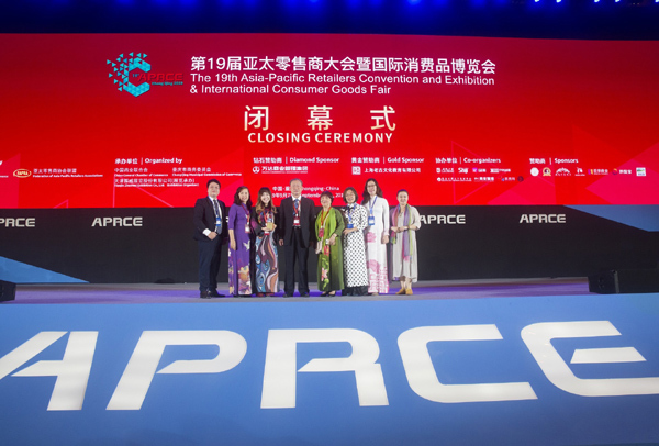 VinMart và VinMart+ nhận giải ‘Nhà bán lẻ xanh’