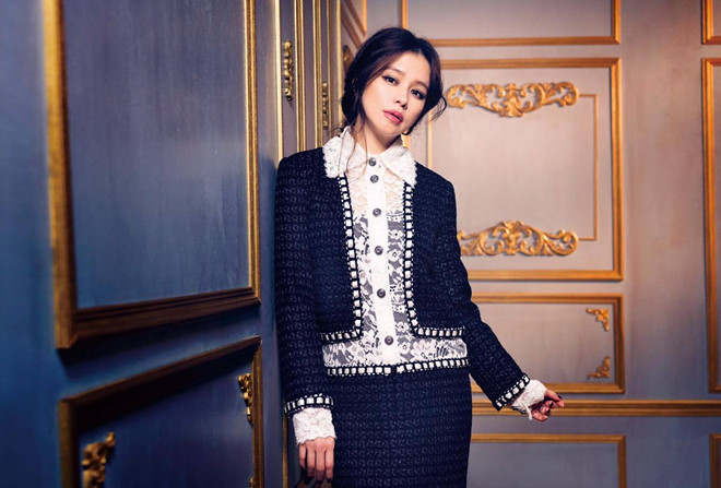 Từ Nhược Tuyên và cuộc đào thoát khỏi quá khứ đóng phim cấp 3