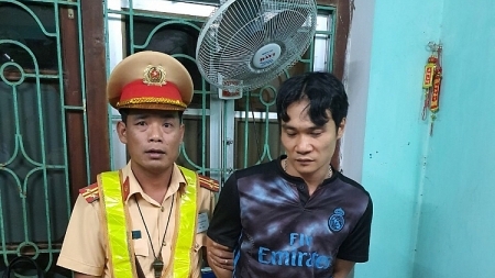 17kg pháo lậu bị bắt khi đang trên đường đi tiêu thụ