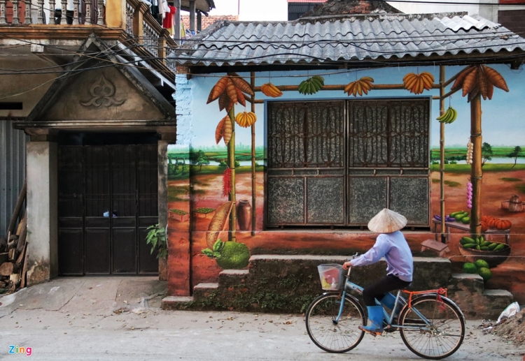 Làng bích họa bình yên ở ngoại thành Hà Nội