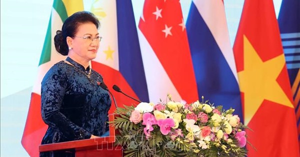 Đại hội đồng AIPA 41 tiếp tục ngày làm việc thứ hai, thảo luận nhiều vấn đề quan trọng