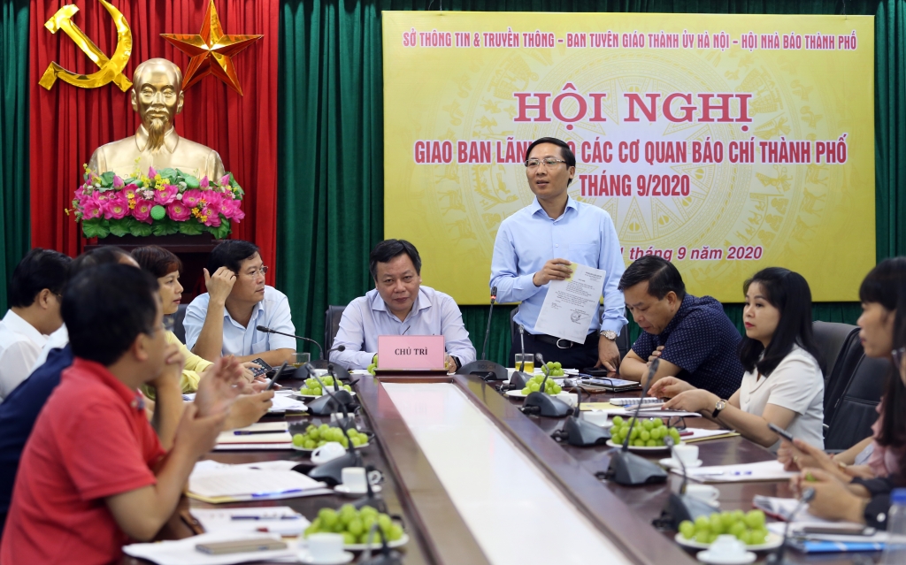 Giám đốc Sở Thông tin và Truyền thông Hà Nội Nguyễn Thanh Liêm phát biểu tại hội nghị