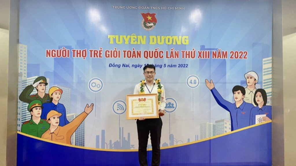 Anh Nguyễn Tuấn Vũ nhận giải thưởng Người thợ trẻ giỏi toàn quốc