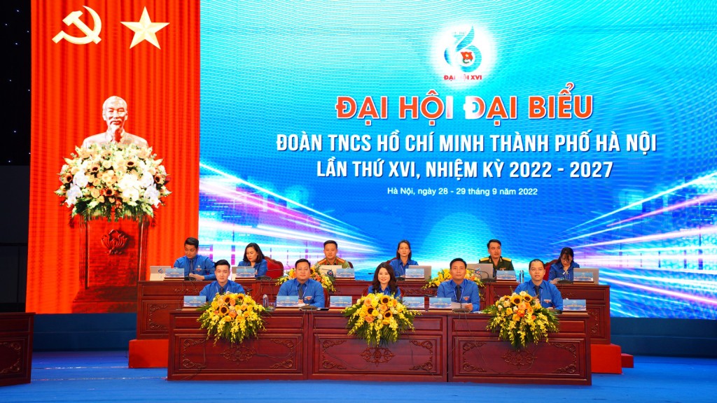 Đoàn Chủ tịch chủ trì Đại hội