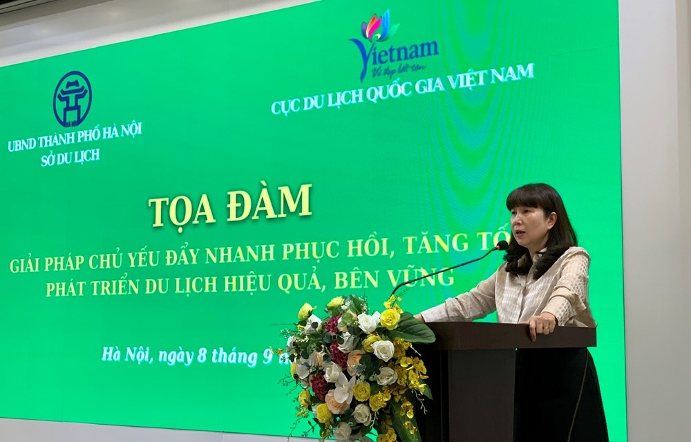 Bà Đặng Hương Giang, Giám đốc Sở Du lịch Hà Nội phát biểu khai mạc