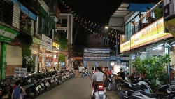 Vi phạm trật tự đô thị chưa có hồi kết ở phố Nguyễn Văn Tuyết, Triều Khúc