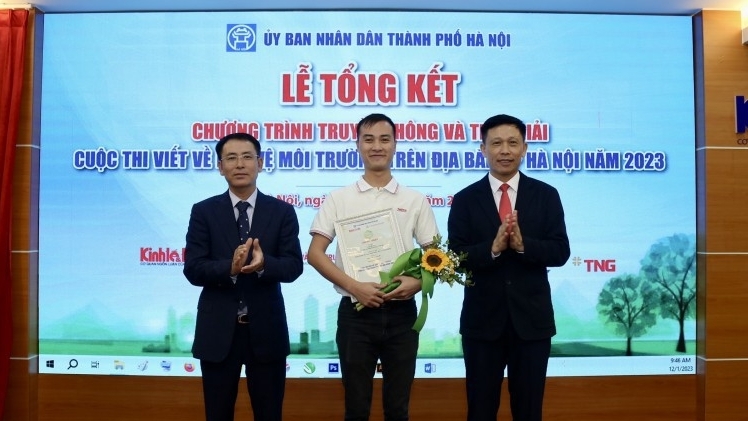 10/10 là thời hạn cuối nhận bài dự thi giải môi trường Hà Nội năm 2024