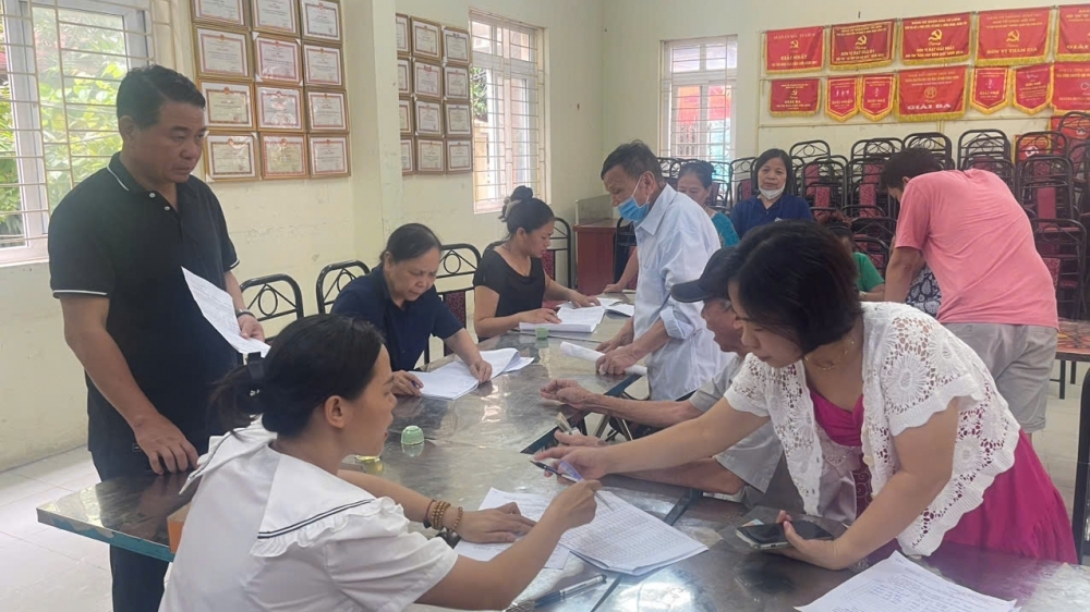 Phường Xuân Đỉnh chi trả hơn 4,9 tỷ đồng tiền quà Quốc khánh 2/9 cho Nhân dân