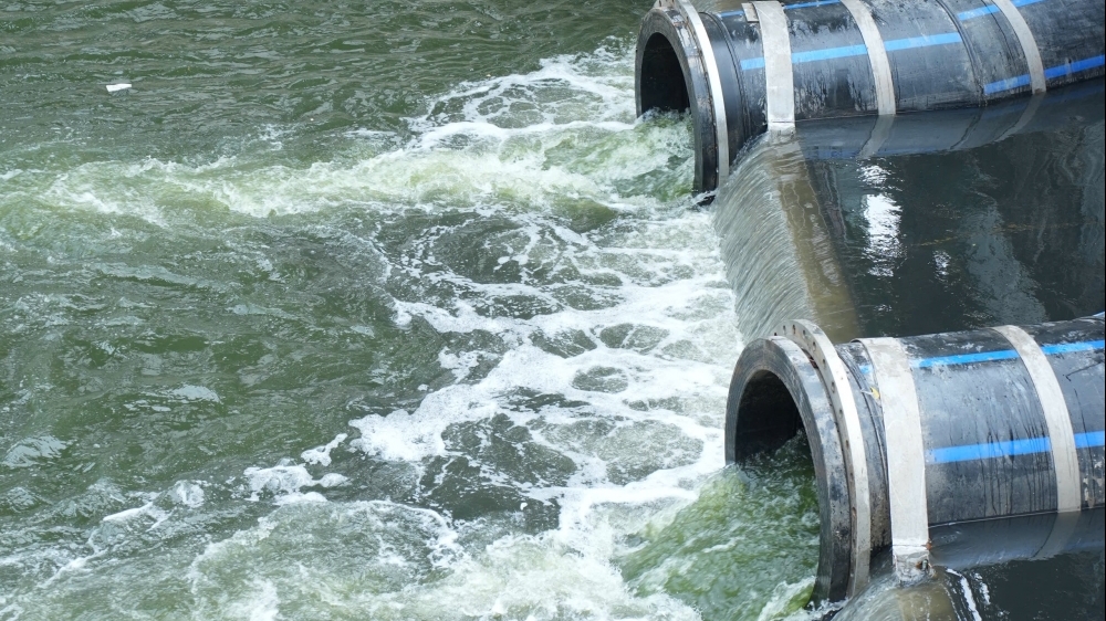 Hà Nội bắt đầu bổ cập nước hồ Tây để “hồi sinh” sông Tô Lịch