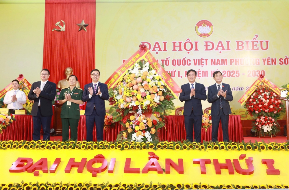 Đồng chí Nguyễn Thái Sơn là Chủ tịch UB MTTQ Việt Nam phường Yên Sở nhiệm kỳ 2025 - 2030 Đồng chí Nguyễn Thái Sơn là Chủ tịch UB MTTQ Việt Nam phường Yên Sở nhiệm kỳ 2025 - 2030