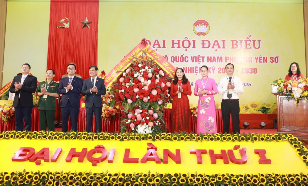 Đồng chí Nguyễn Thái Sơn là Chủ tịch UB MTTQ Việt Nam phường Yên Sở nhiệm kỳ 2025 - 2030 Đồng chí Nguyễn Thái Sơn là Chủ tịch UB MTTQ Việt Nam phường Yên Sở nhiệm kỳ 2025 - 2030