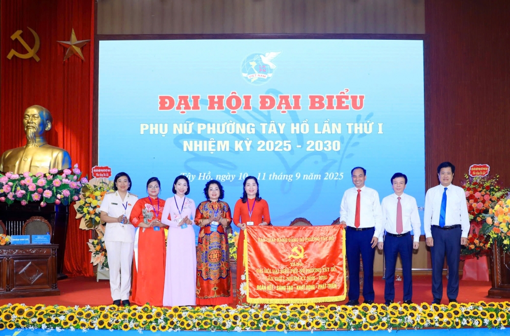 Phường Tây Hồ tổ chức Đại hội điểm Đại biểu Phụ nữ lần thứ I