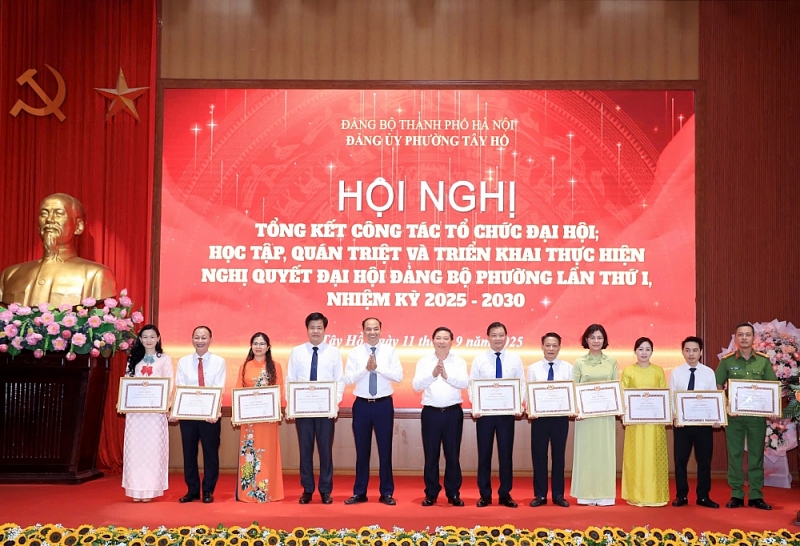 Phường đầu tiên phát động cuộc thi tìm hiểu Nghị quyết về Đảng