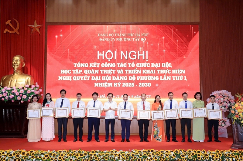 Phường đầu tiên phát động cuộc thi tìm hiểu Nghị quyết về Đảng