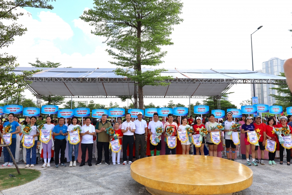 Phường Định Công: Gần 1.000 người tham gia Chung kết Giải chạy Vì hòa bình năm 2025