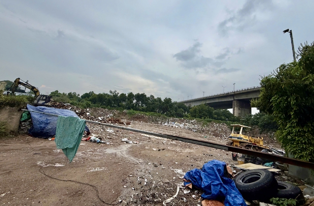 Phường Lĩnh Nam mạnh tay dẹp nạn đổ trộm phế thải