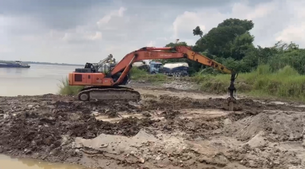 Phường Lĩnh Nam mạnh tay dẹp nạn đổ trộm phế thải