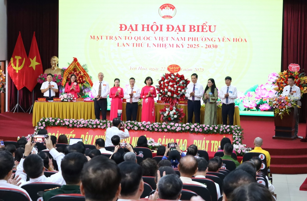 Ra mắt 67 ủy viên Ủy ban MTTQ Việt Nam phường Yên Hòa khoá 1