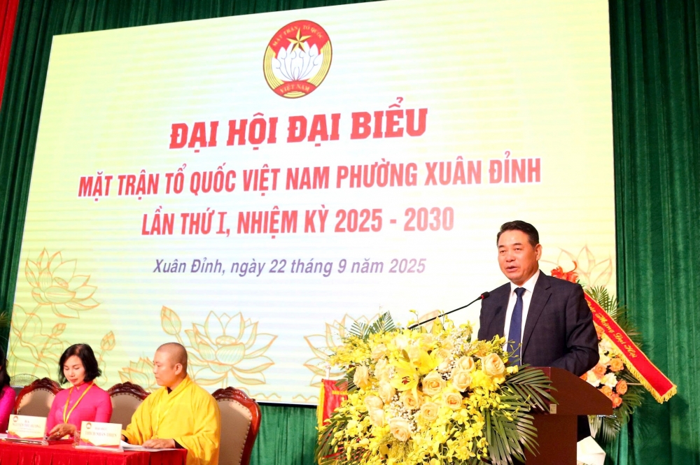 Bí thư Đảng ủy, Chủ tịch HĐND phường Xuân Đỉnh Nguyễn Tiến Thành phát biểu tại đại hội Bí thư Đảng ủy, Chủ tịch HĐND phường Xuân Đỉnh Nguyễn Tiến Thành phát biểu tại đại hội