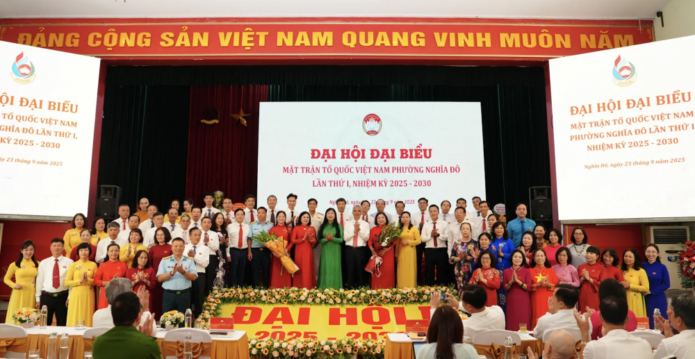 Đoàn kết toàn dân, xây dựng phường Nghĩa Đô văn minh, hiện đại