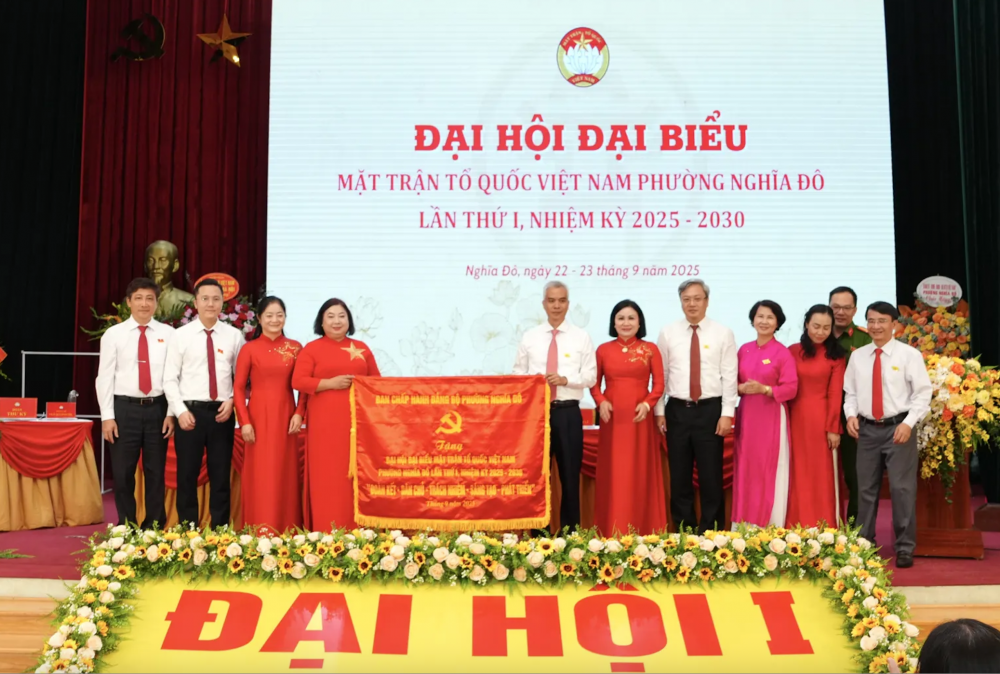 Đoàn kết toàn dân, xây dựng phường Nghĩa Đô văn minh, hiện đại