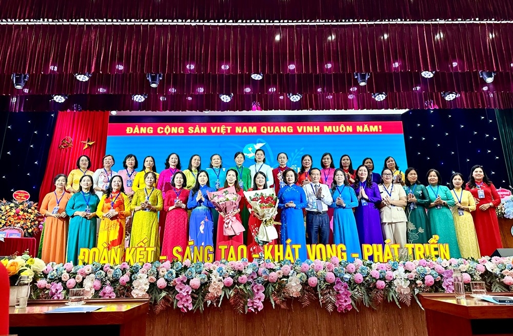 Ban Chấp hành Hội LHPN phường Cầu Giấy nhiệm kỳ 2025-2030 ra mắt Đại hội Ban Chấp hành Hội LHPN phường Cầu Giấy nhiệm kỳ 2025-2030 ra mắt Đại hội