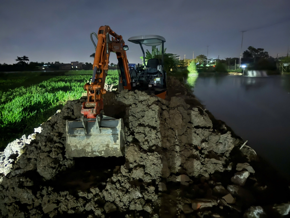 Lĩnh Nam quyết liệt ngăn chặn tình trạng đổ trộm phế thải