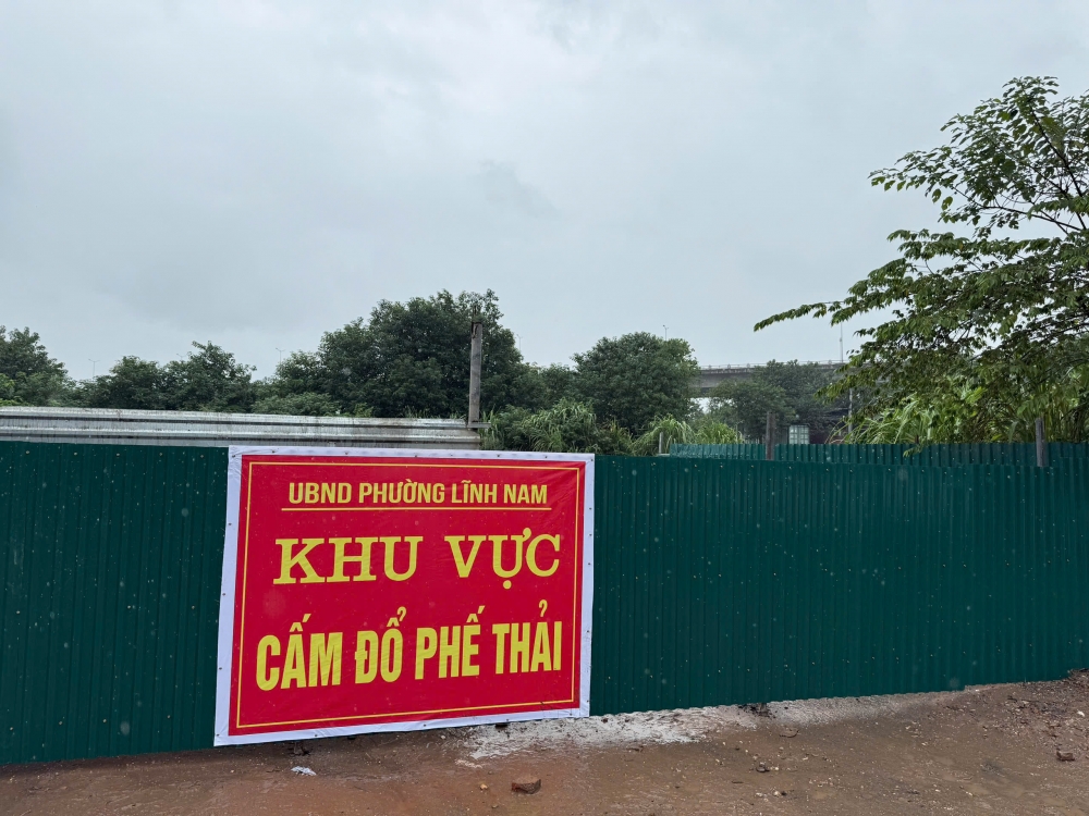 Lĩnh Nam quyết liệt ngăn chặn tình trạng đổ trộm phế thải