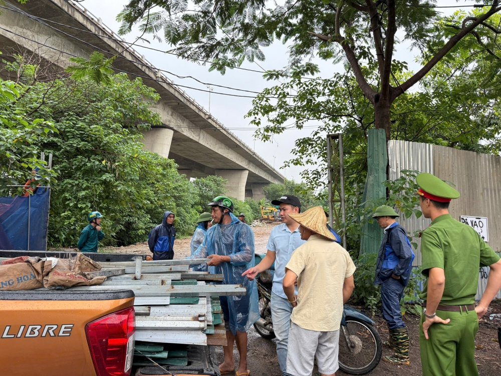 Lĩnh Nam quyết liệt ngăn chặn tình trạng đổ trộm phế thải