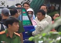 3 giờ thực nghiệm điều tra vụ Phó Chánh án xâm phạm nơi ở người khác