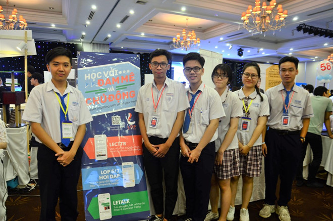 hoc sinh khoi nghiep voi nen tang giup phat trien ky nang tu hoc