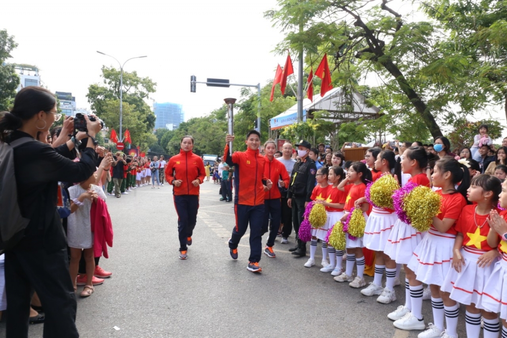 Bồi đắp, lan tỏa lòng tự hào dân tộc, tình yêu Hà Nội